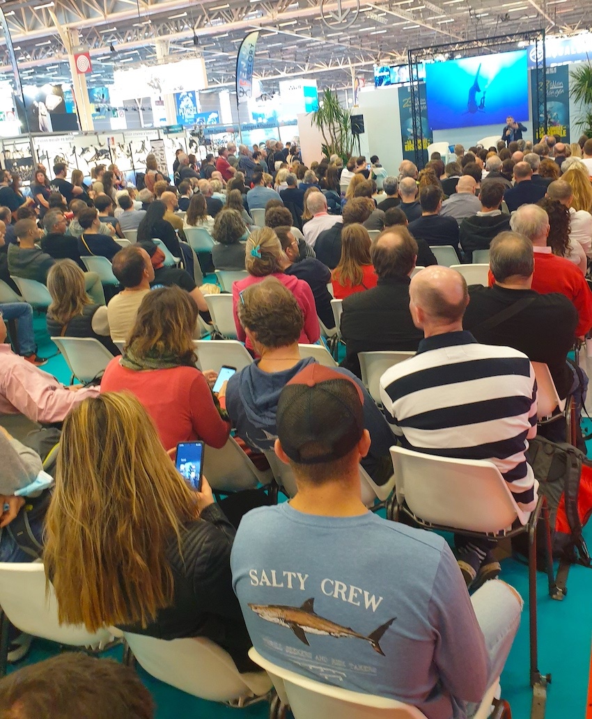 conférence François Sarano sur les requins au salon de la plongée 2022