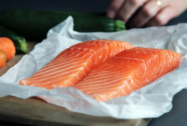 Le saumon, c'est déraisonnable ! Toutes les raisons pour éviter de le consommer… et lui laisser une chance de se rétablir.
