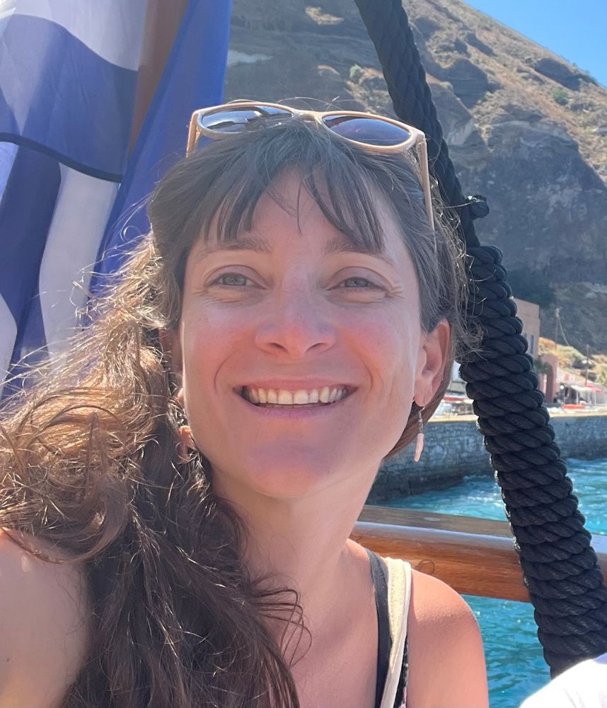 Portrait d’Olivia Auger, vétérinaire et bénévole passionnée par la protection des requins. Portrait d’Olivia Auger, vétérinaire et bénévole passionnée par la protection des requins.