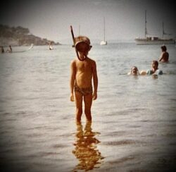 Yves à 10 ans vers Toulon chez son oncle, passionné de photos comme de fonds sous-marins